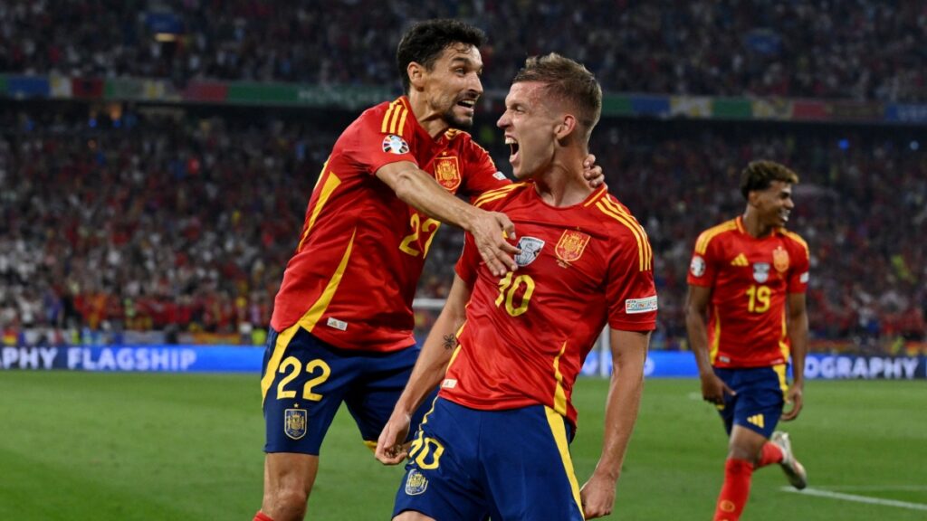 Dani Olmo remonta el partido para España ante Francia tras un estelar primer tiempo