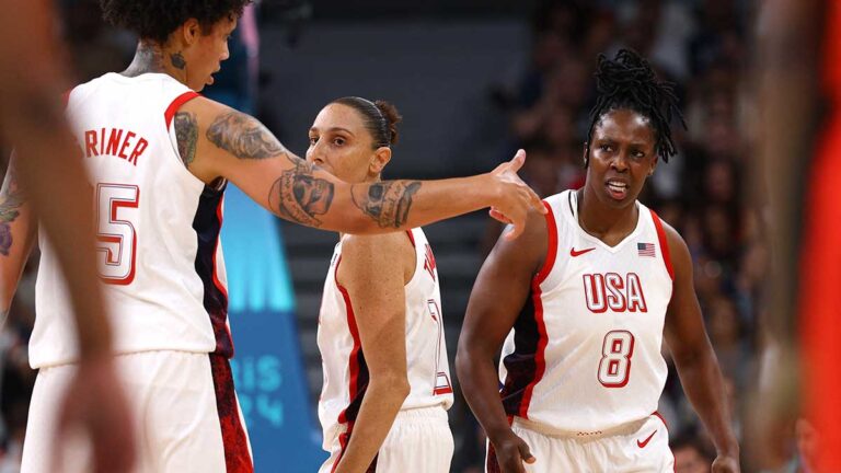 Con una Diana Taurasi histórica, Estados Unidos debuta con paliza ante Japón en Paris 2024