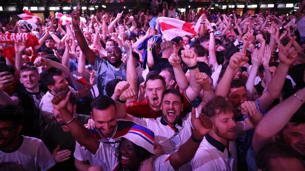 Inglaterra, enloquecida por pasar a la final de la Euro