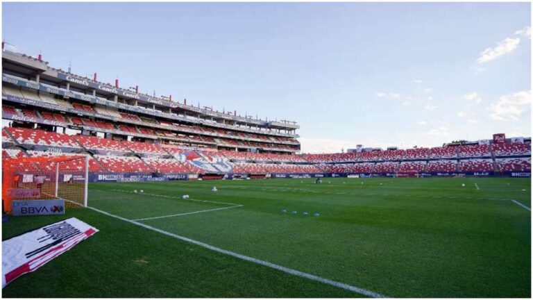 Atlético de San Luis suspende a su propia barra tras una riña afuera del estadio Alfonso Lastras