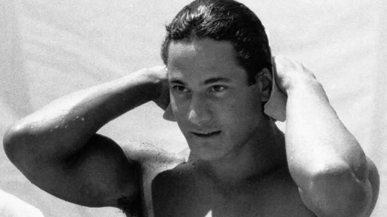 Greg Louganis: Del dramático golpe en la cabeza en el trampolín, a ganar dos medallas de oro en Seul 1988