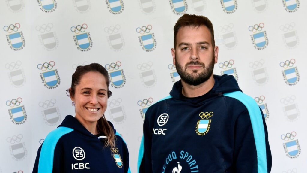 Rocío Sánchez Moccia y Luciano De Cecco, abanderados de Argentina en Paris 2024 | Foto: COA