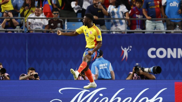 Jefferson Lerma y un cabezazo histórico para la Selección Colombia