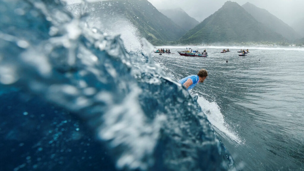 John Florence destacó en la prueba de surf | Reuters