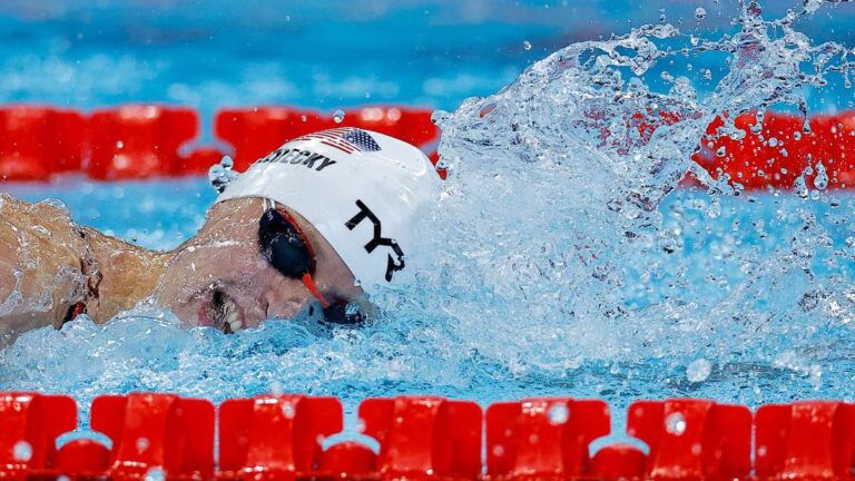 La estadounidense Katie Ledecky va por el oro en Paris 2024