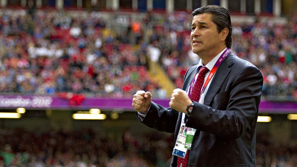 El entrenador mexicano, Luis Fernando Tena recordó la medalla de Londres 2012