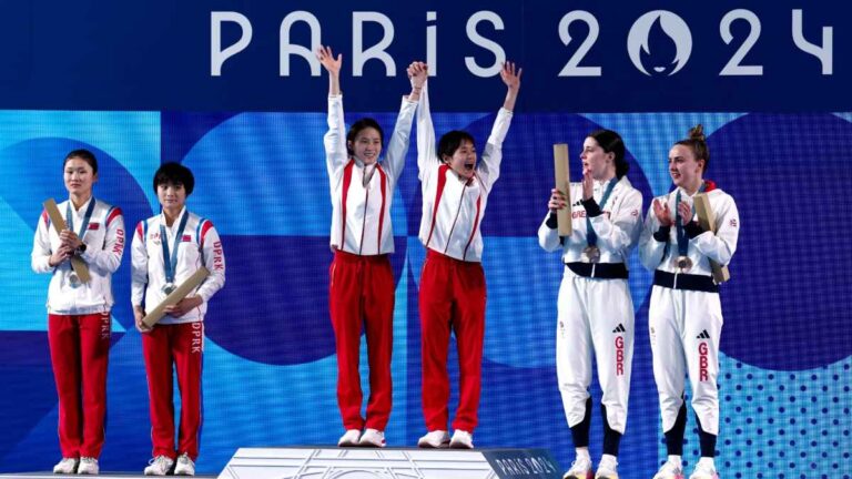 Highlights de clavados en Paris 2024: Resultados de la final plataforma 10m sincronizado femenil