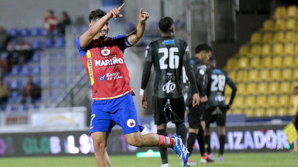 Diego Chávez celebra un gol. - Vizzor Image.