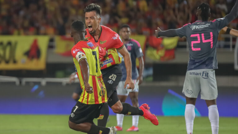 Pereira, Medellín y un empate de dos caras