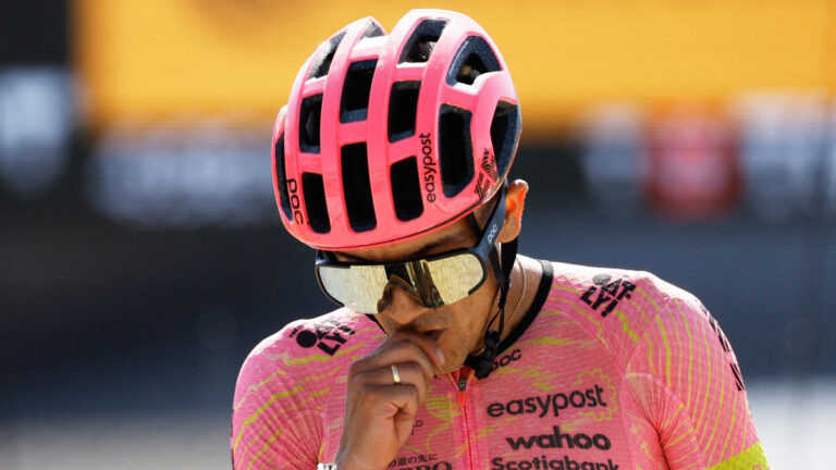 Richard Carapaz rompe la sequía y le regala un triunfo a Latinoamérica en el Tour de Francia… ¡cuatro años después!