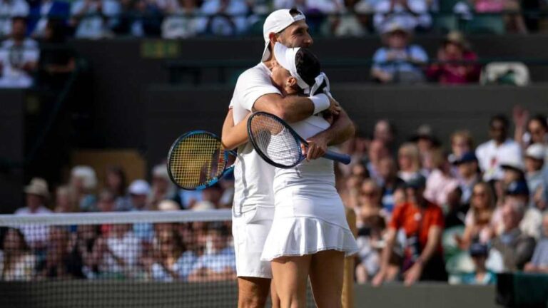 Giuliana Olmos y Santiago González siguen haciendo historia en Wimbledon y son la primera pareja mexicana que se mete a la final de dobles mixtos
