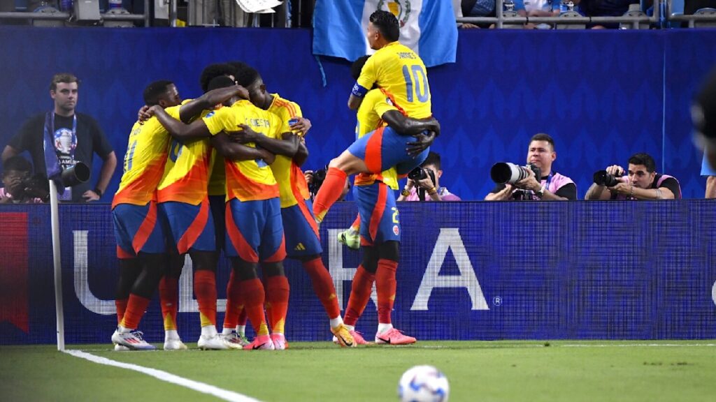 Seleccion Colombia Vs Uruguay