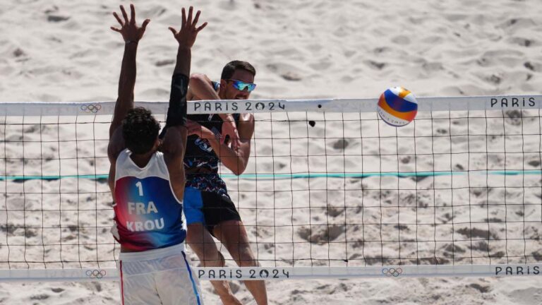 Highlights de voleibol de playa en Paris 2024: Resultados de la ronda preliminar varonil y femenil, sesión 2