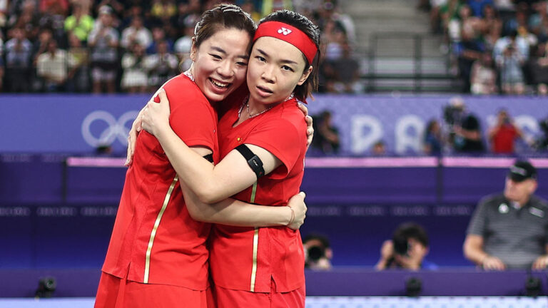 Highlights de bádminton en Paris 2024: Resultados de semifinal dobles femenil