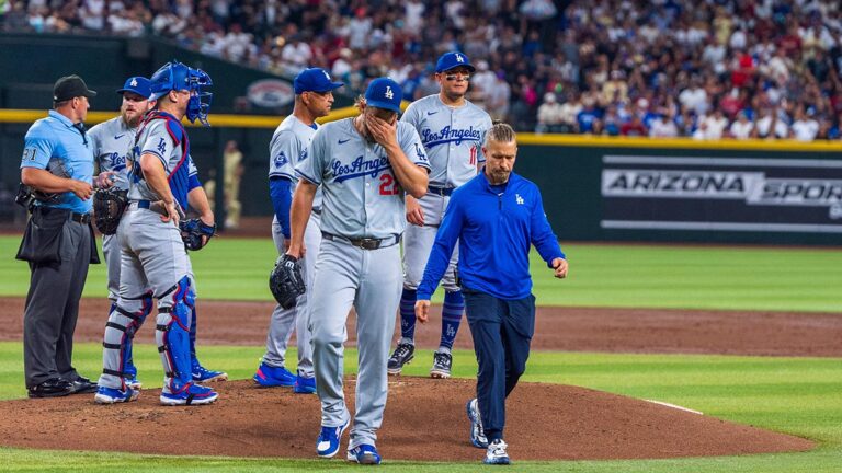 Dolorosa pérdida para los Dodgers: Clayton Kershaw se lesiona y estará fuera por tiempo indefinido