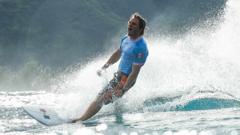 ¡Histórico! Alan Cleland, primer mexicano que gana el US Open de Surf