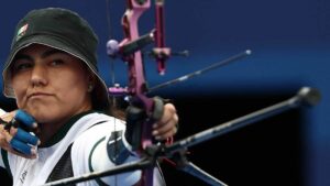 Alejandra Valencia revela que Conade redujo su beca a pesar de ganar medalla en Paris 2024