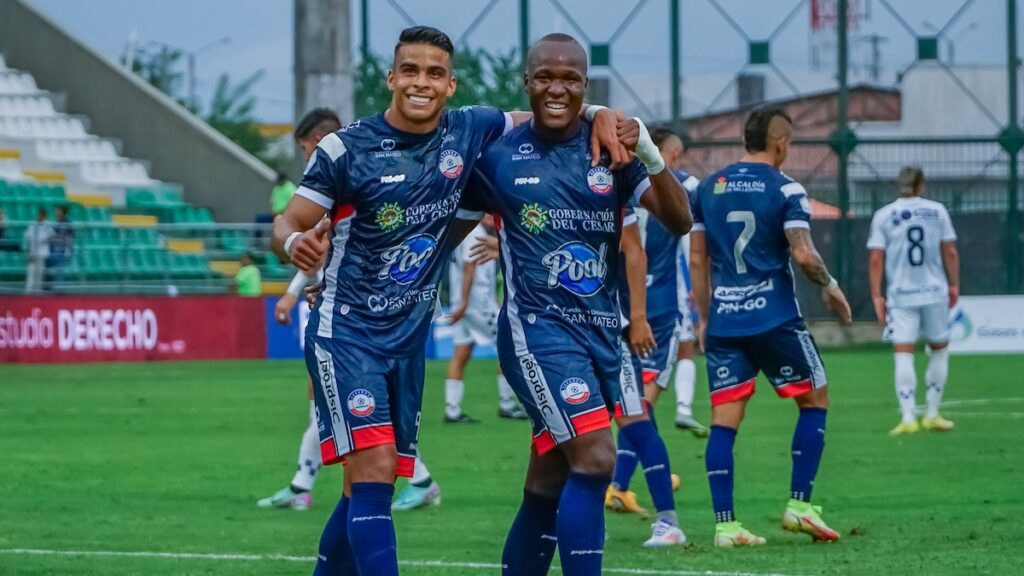 Misael Martínez y Émerson Batalla celebran. - Vizzor Image.