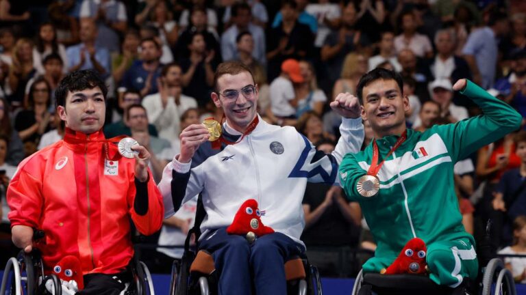 ¡Tercera medalla para México! Ángel Camacho se pinta de bronce en la para natación de Paris 2024