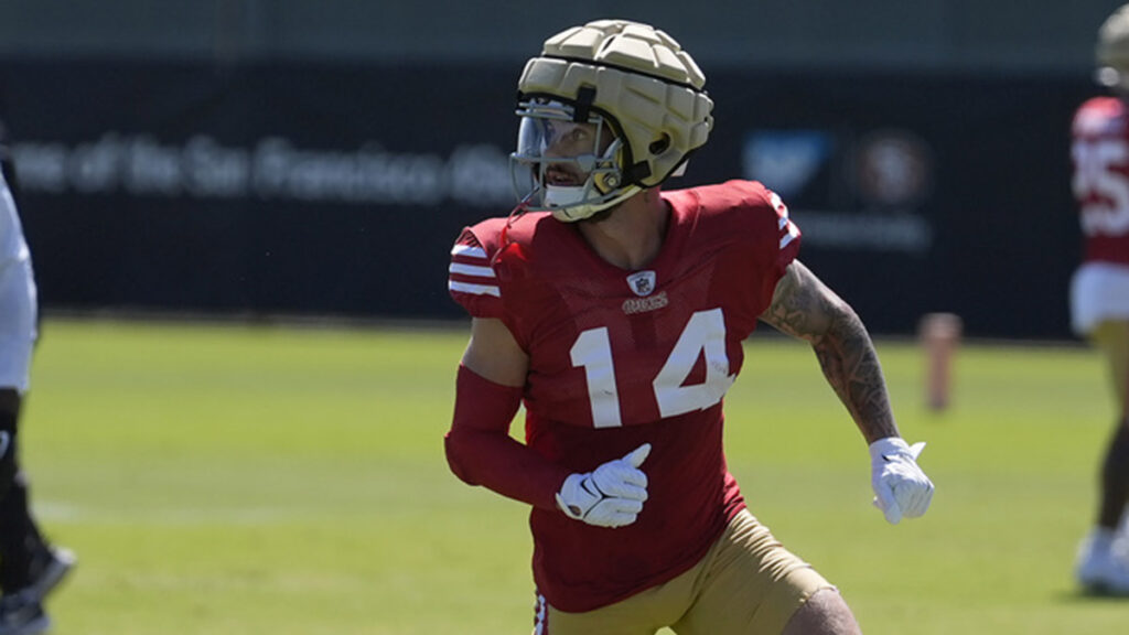 El receptor de los 49ers Ricky Pearsall recibe un disparo en un asalto | AP