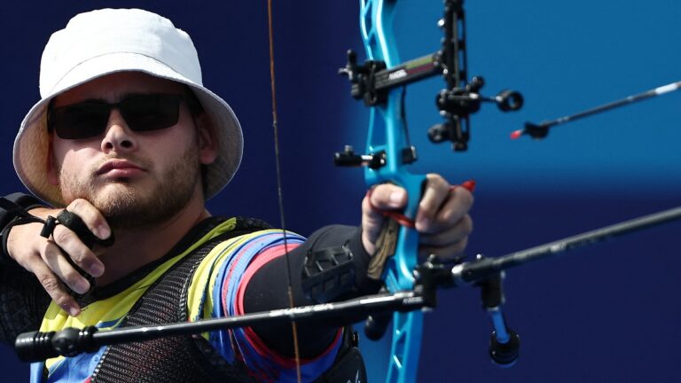 Santiago Arcila vende cara su eliminación en el tiro con arco individual de Paris 2024