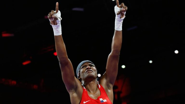 Atheyna Bylon asegura medalla para Panamá en el boxeo femenil de Paris 2024