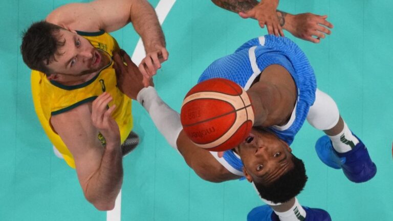 Highlights de básquetbol en Paris 2024: Resultado de Australia vs Grecia del Grupo A varonil