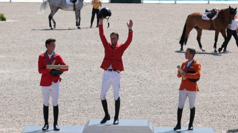 Christian Kukun se queda con la medalla de oro en el salto individual de la prueba ecuestre de Paris 2024