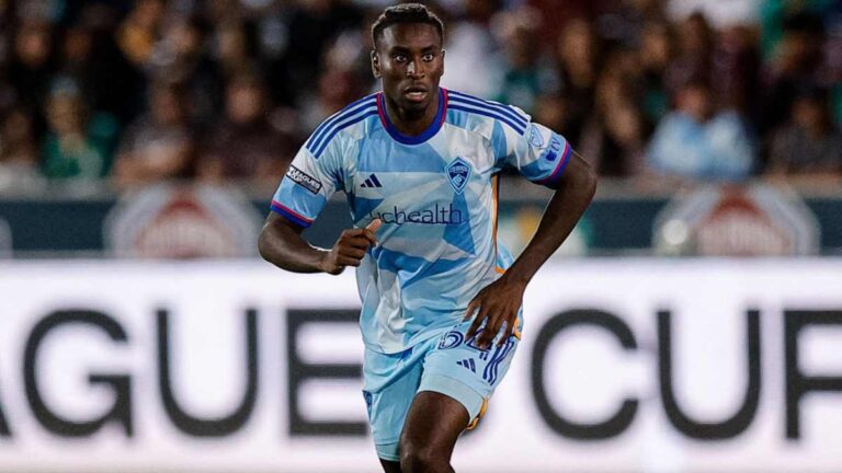 Crece la legión canadiense en Europa: Moise Bombito rompe récord de la venta más cara de un defensa de la MLS al firmar por el Niza