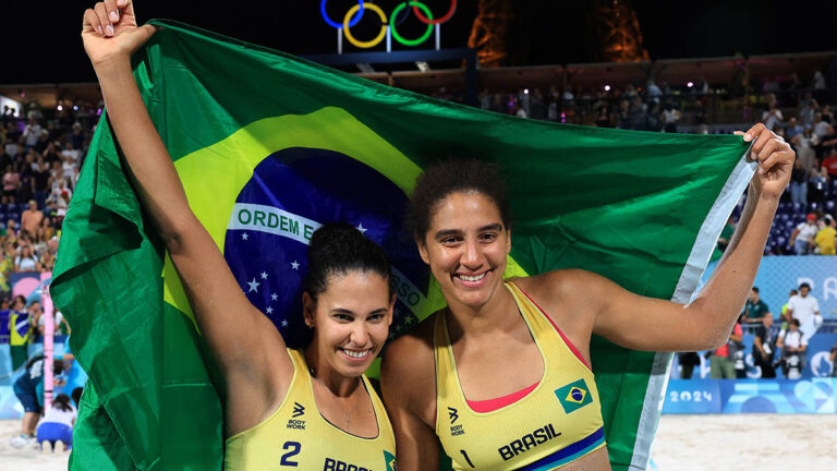 Highlights del voleibol de playa en Paris 2024: Resultados del Brasil vs Canadá por la medalla de oro