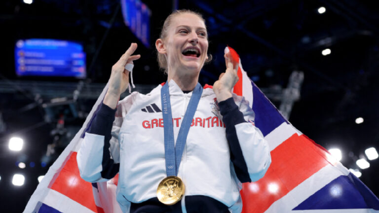 Bryony Page consigue el oro en la gimnasia de trampolín para completar su colección de medallas olímpicas