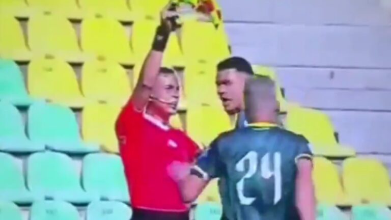 ¡Escándalo en la B! Jugador del Quindío agrede a árbitro con un cabezazo, en pleno partido