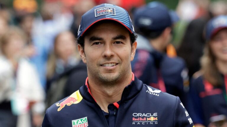 Checo Pérez augura mejoras con Red Bull: “Estoy totalmente comprometido para cambiar las cosas”