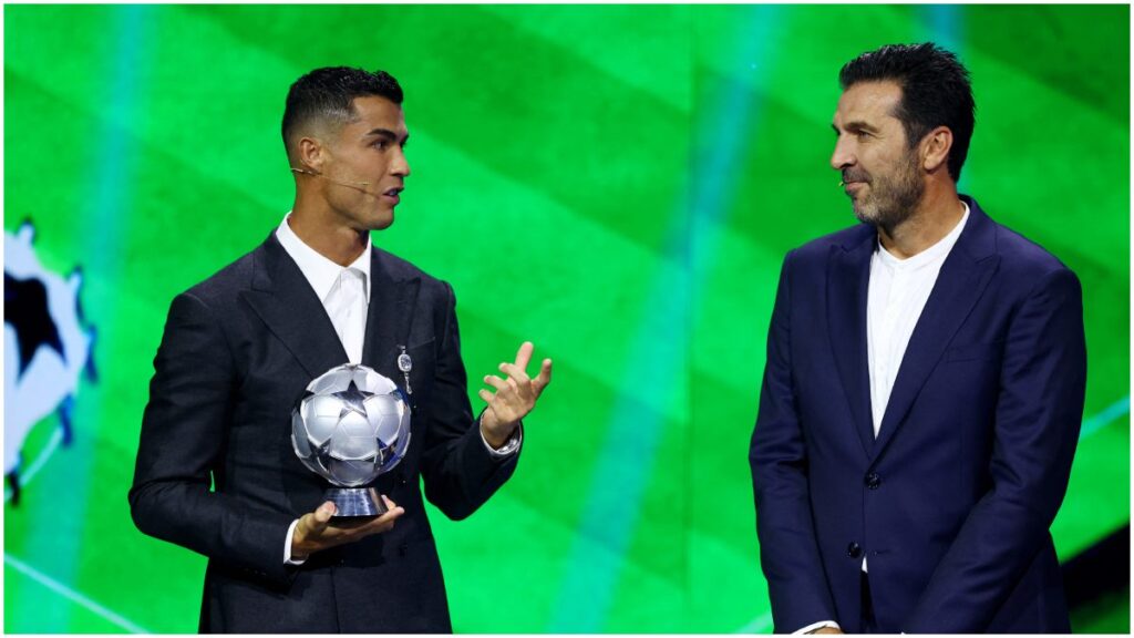 Cristiano Ronaldo y Gianluigi Buffon reciben homenaje en la UEFA | Reuters