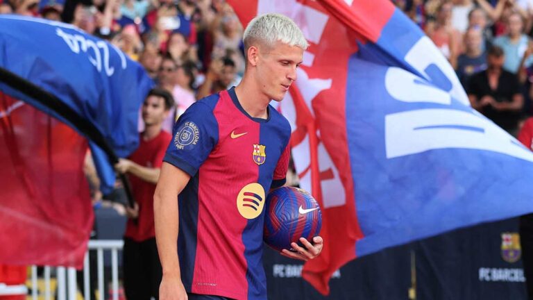 Barcelona no puede inscribir a Dani Olmo, flamante refuerzo, y se pierde el debut ante el Valencia de LaLiga