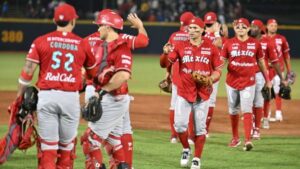 Los Diablos Rojos del México viven para ver un día más y obligan al Juego 5 ante Oaxaca… con Trevor Bauer en la lomita