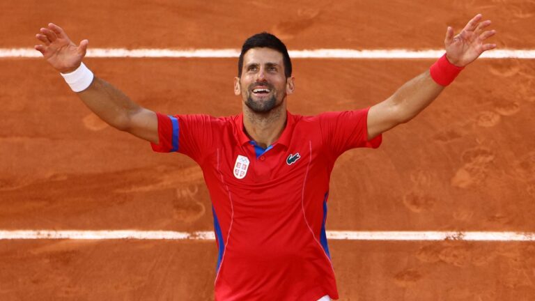 Djokovic avisa a Alcaraz de cara al oro en Paris 2024: “Me siento con más confianza” 