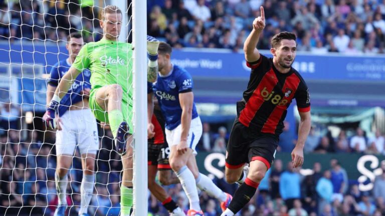 ¡De locura! El Bournemouth de Julián Araujo le da la voltereta al Everton y consigue su primer triunfo en la Premier League