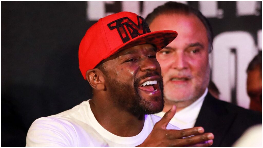 Floyd Mayweather en su pelea en Ciudad de México | Reuters