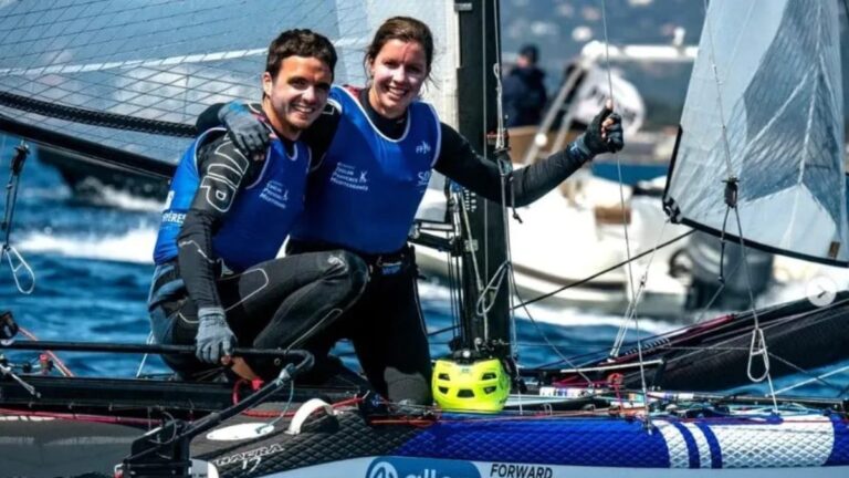 ¿Quiénes son Mateo Majdalani y Eugenia Bosco? La pareja argentina de vela que va por una medalla en Paris 2024