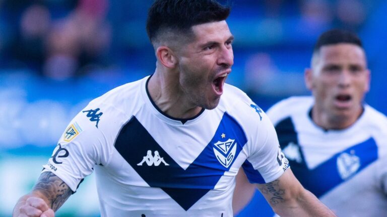 Otro ex Vélez acusado por abuso sexual vuelve al fútbol