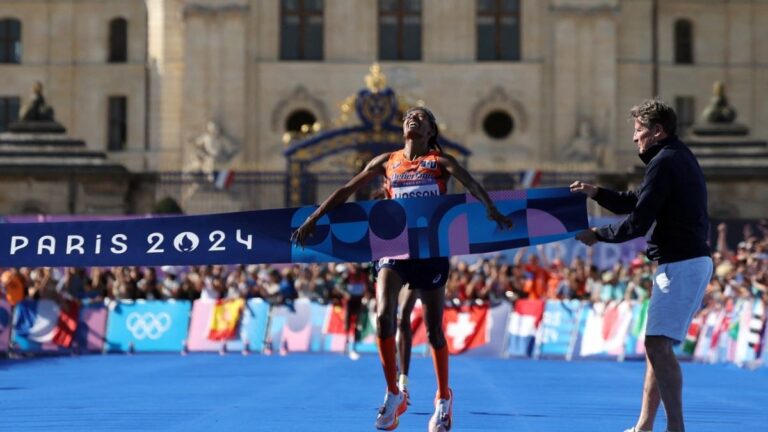 Sifan Hassan se lleva el maratón de Paris 2024 con récord olímpico