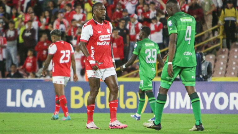 Hugo Rodallega le pone intriga a su renovación con Independiente Santa Fe