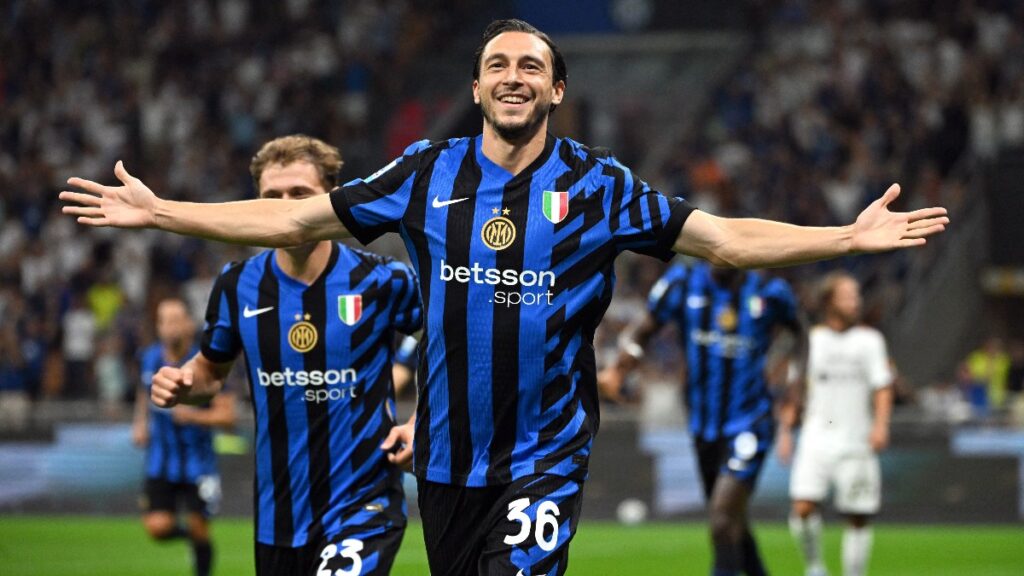 Matteo Darmian celebra un gol. - Reuters.