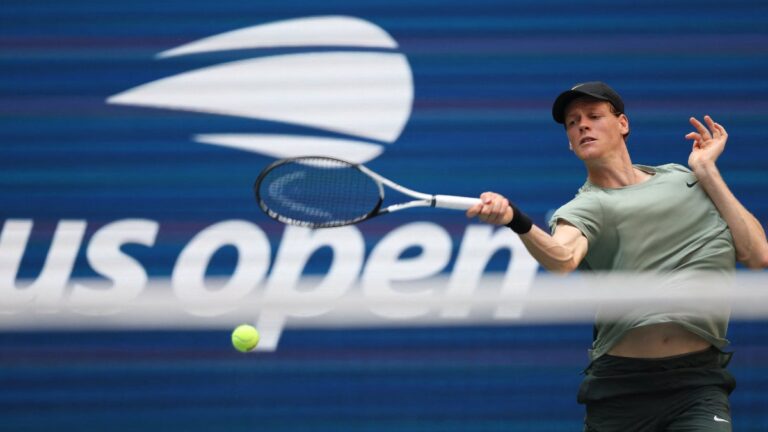 Jannik Sinner gana su primer partido tras la polémica por dopaje en Indian Wells