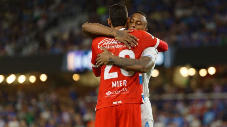 Kevin Mier se viste de héroe y mete a Cruz Azul a los octavos de final tras una agónica tanda de penales ante Orlando