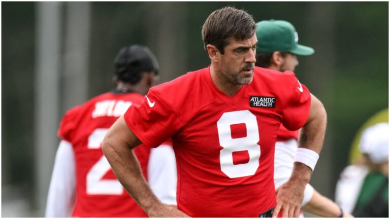 Los Jets guardarán a Aaron Rodgers para la temporada ante el miedo de una nueva lesión