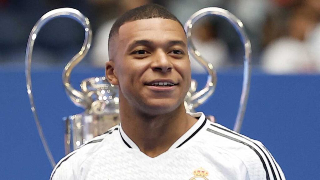 Mbappé podría debutar de forma oficial con el Real Madrid. Reuters