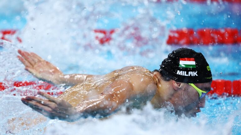 Highlights de natación en Paris 2024: Resultado de las semifinales de los 100m mariposa varonil