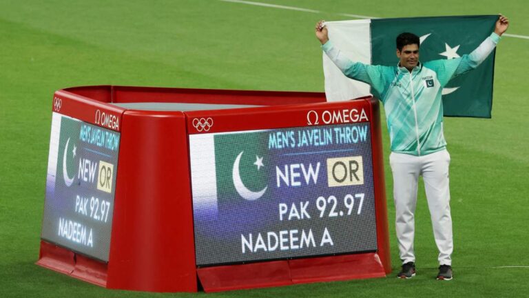 ¡Récord olímpico! Arshad Nadeem le da a Pakistán la medalla de oro en lanzamiento de jabalina